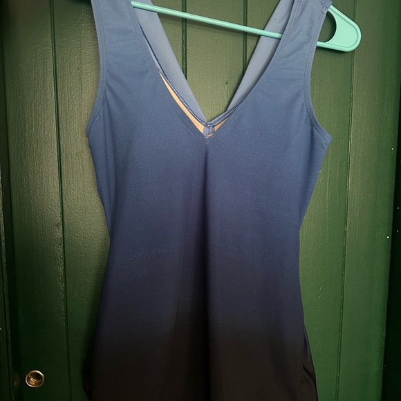 Blue ombré Lands End bathing suit. - Picture 6 of 6